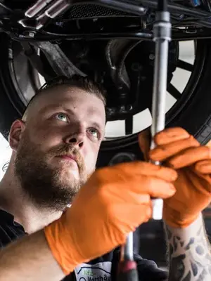 Marco - KFZ-Geselle Motoren und Getriebe